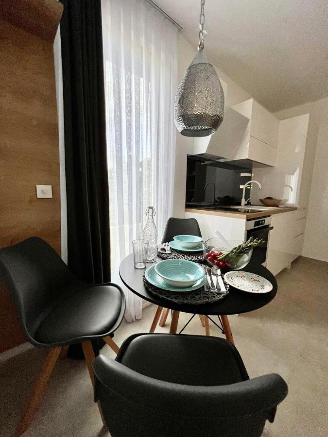 Apartmani Cube A Медулин Екстериор снимка