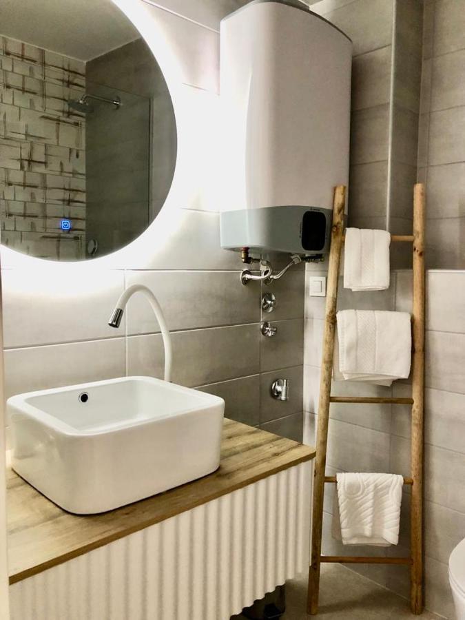 Apartmani Cube A Медулин Екстериор снимка